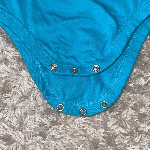 The Childrens Place Onesies - Picture 4 of 11